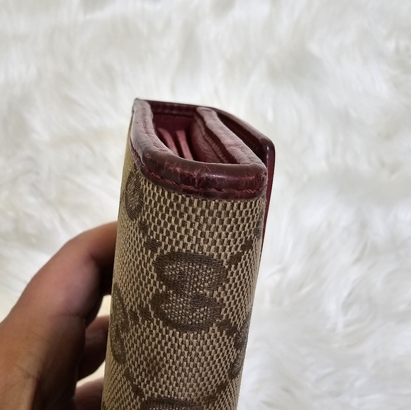 💜🎉HOST PICK🎉💜Authentic Gucci Long Wallet - Picture 6 of 17